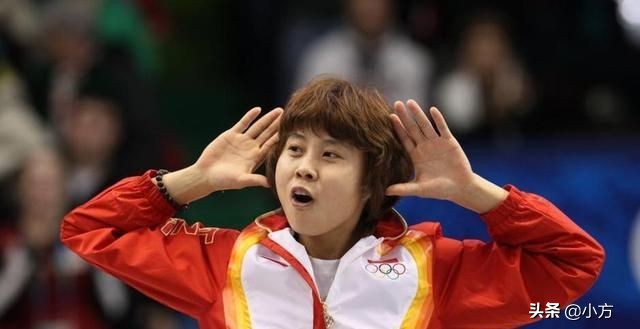 中国冬奥会明星事迹,冬奥会冰雪英雄都有谁