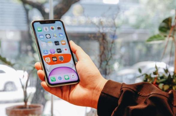 买二手手机在实体店还是网上买好,网上手机和实体店手机质量一样吗