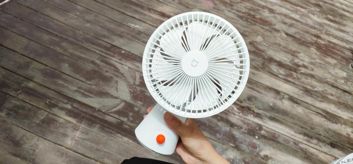 自然风久吹不头痛，桌面手持尽显清凉实力派