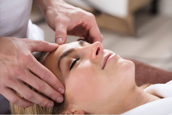 抬头纹重怎么消除最快,抬头纹很深怎么消除才最快最有效