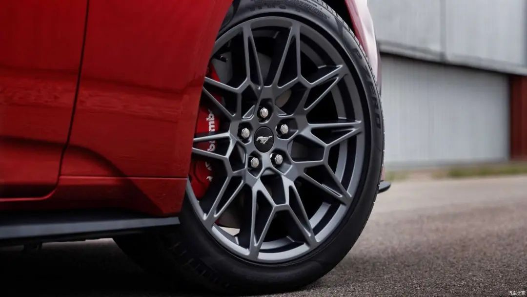 福特mustang5.0排量,福特mustang5.0加几号油