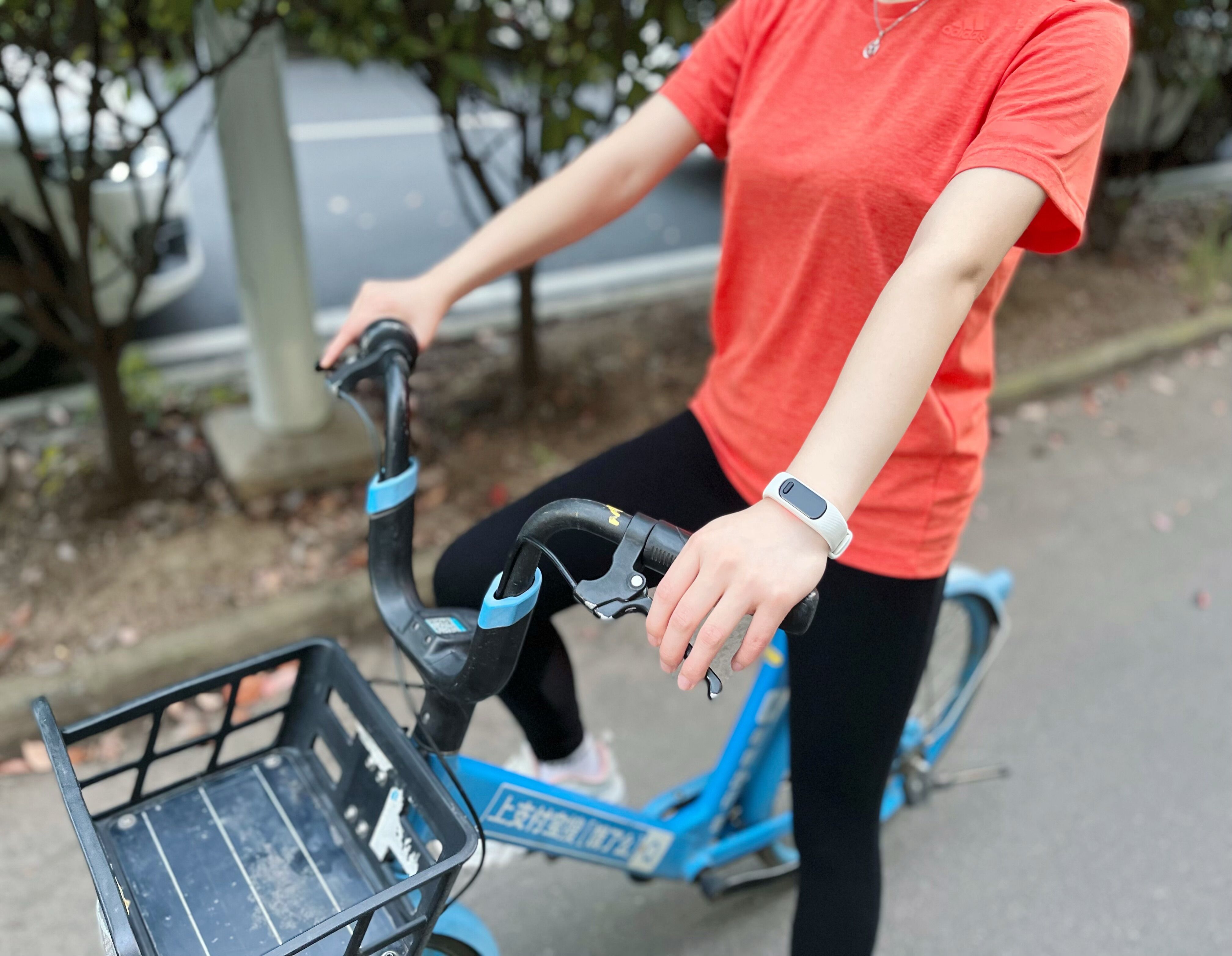 佳明手环smart5续航测评,佳明运动手环smart5