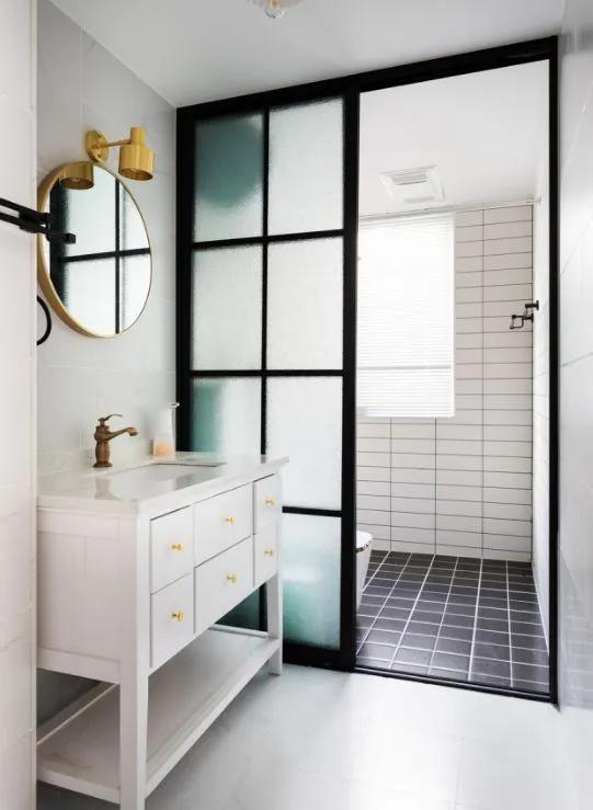 怎么防止卫生间木门受潮变形,卫生间装实木门怎么处理