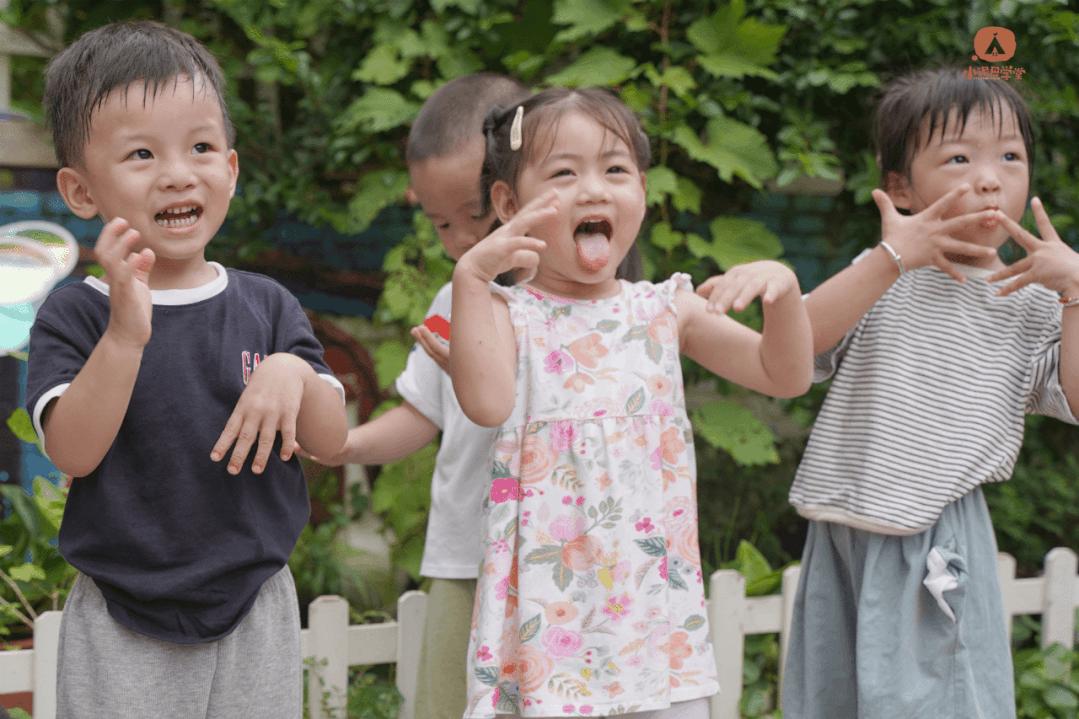 孩子上全托班的最佳年龄,幼儿刚上托班适合上什么课程