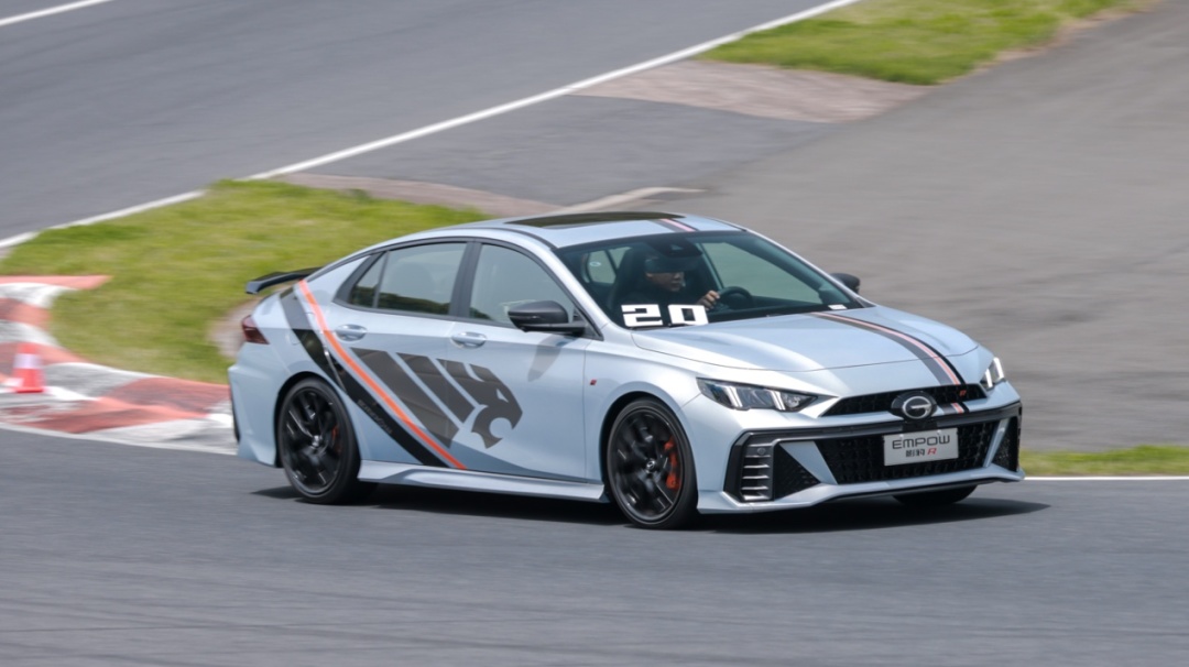 触手可及的豪华车,触手可及的高品质二手车