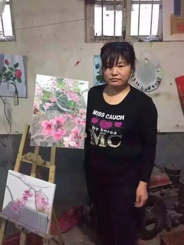 草根农妇200元画作PK国宝艺术家1000万画作，引全网激烈争论