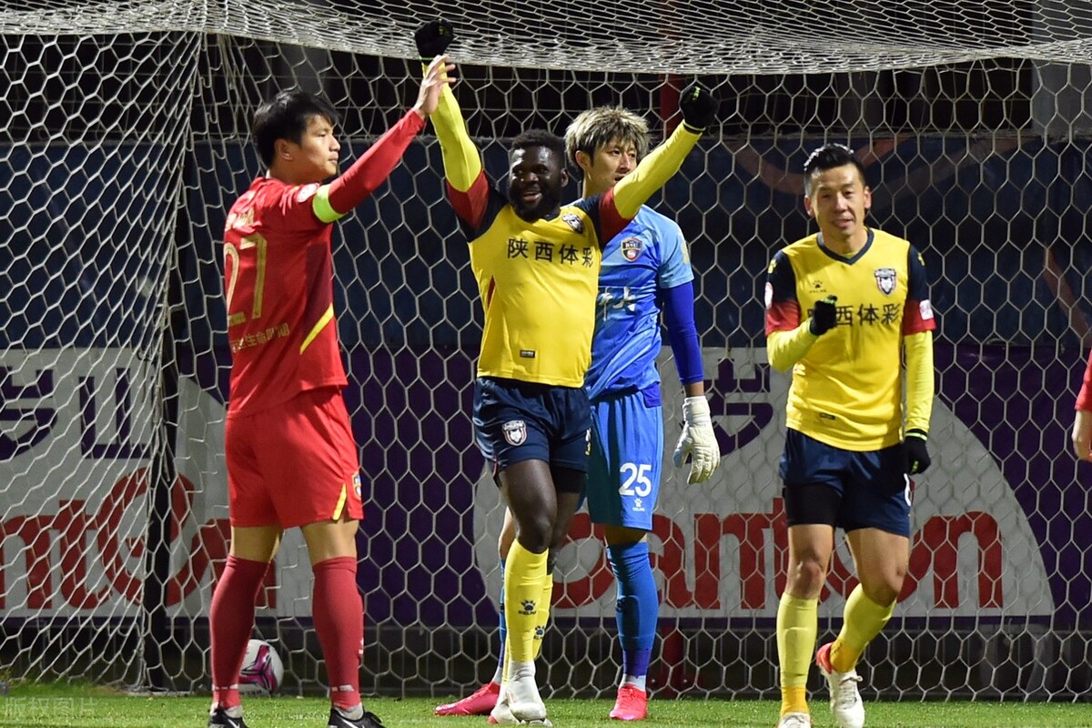 世界足坛俱乐部球衣排名,足球带有狼的标志是哪个俱乐部