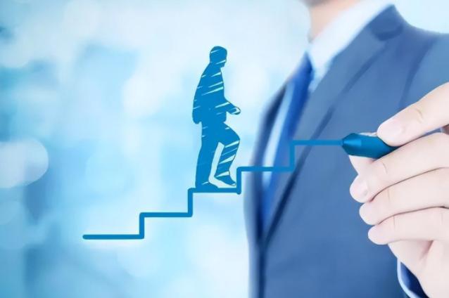 重庆贪官上任一天落马：*规则潜**女下属，因好色被拍200G不雅视频