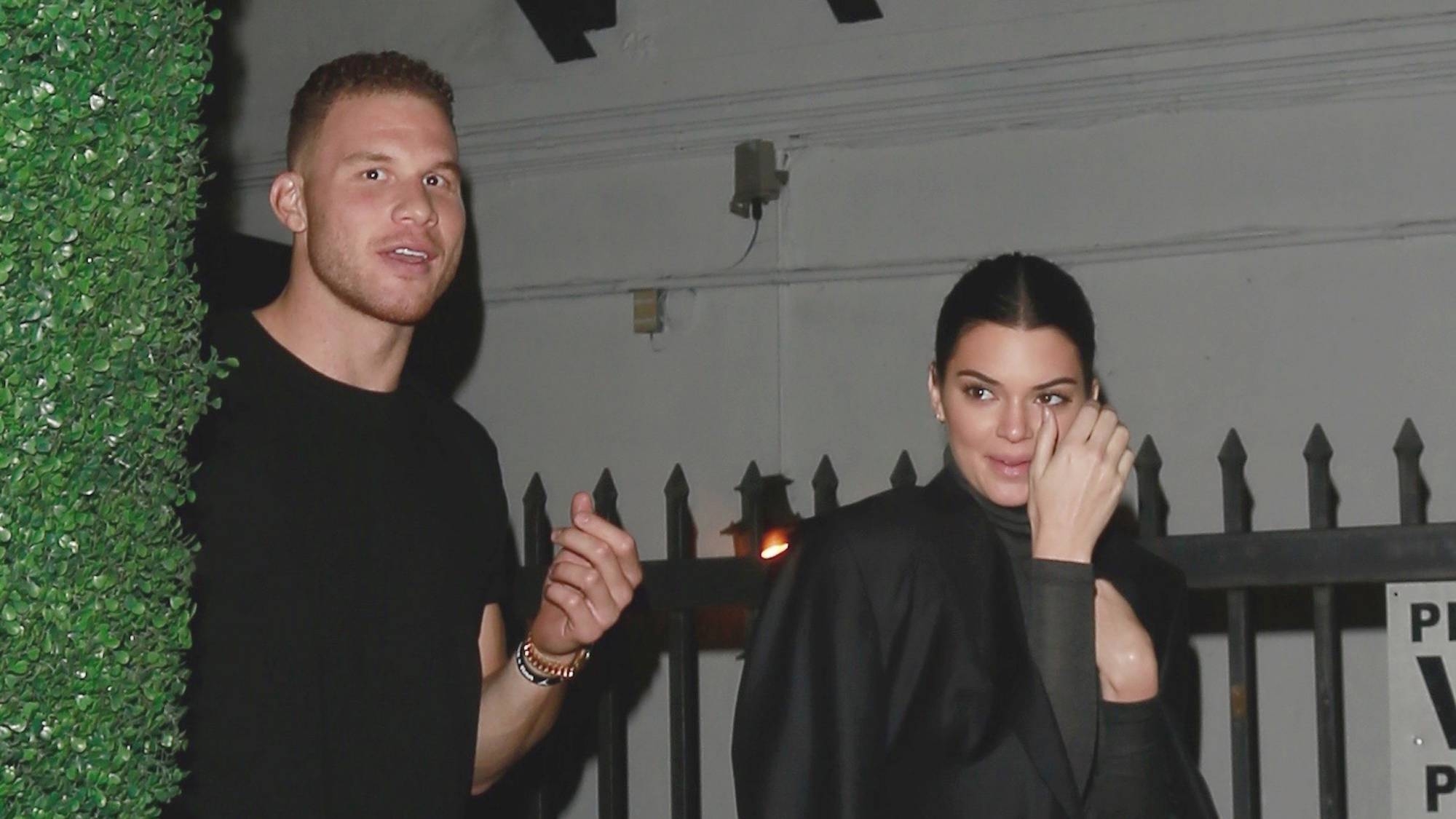 白魔兽残暴扣篮,白魔兽最后结局