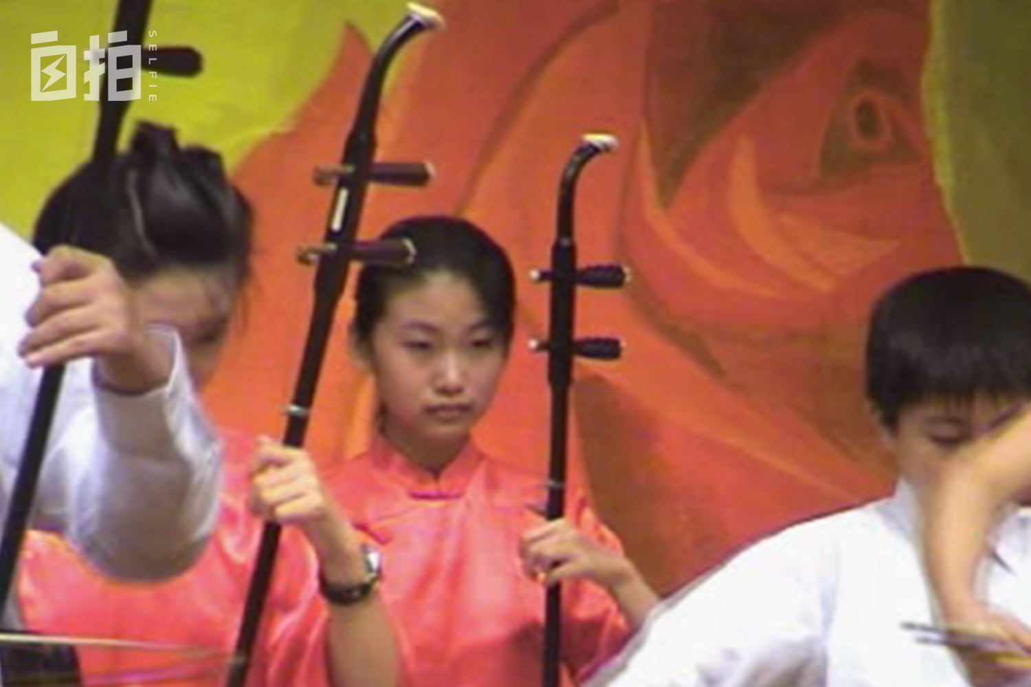 我，美国名校毕业，辞去白领工作，靠当群演养活自己