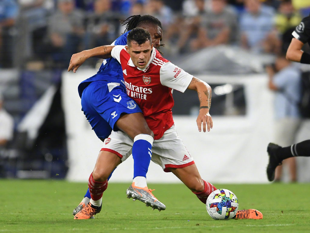 英超积分榜曼联2-2爆冷,英超曼联0比4惨败水晶宫