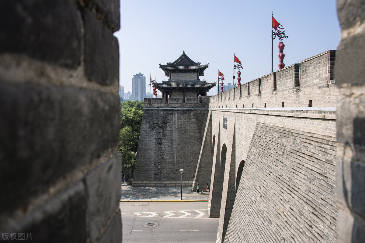 西安城墙洞旅游攻略,西安城墙攻略从哪里上哪里下