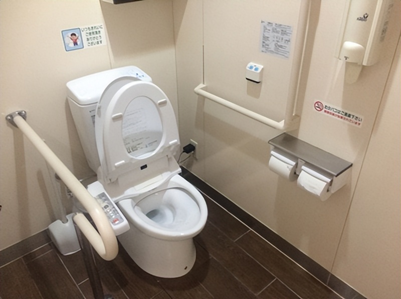 日本普通的便利店都有什么,日本的便利店可以干什么