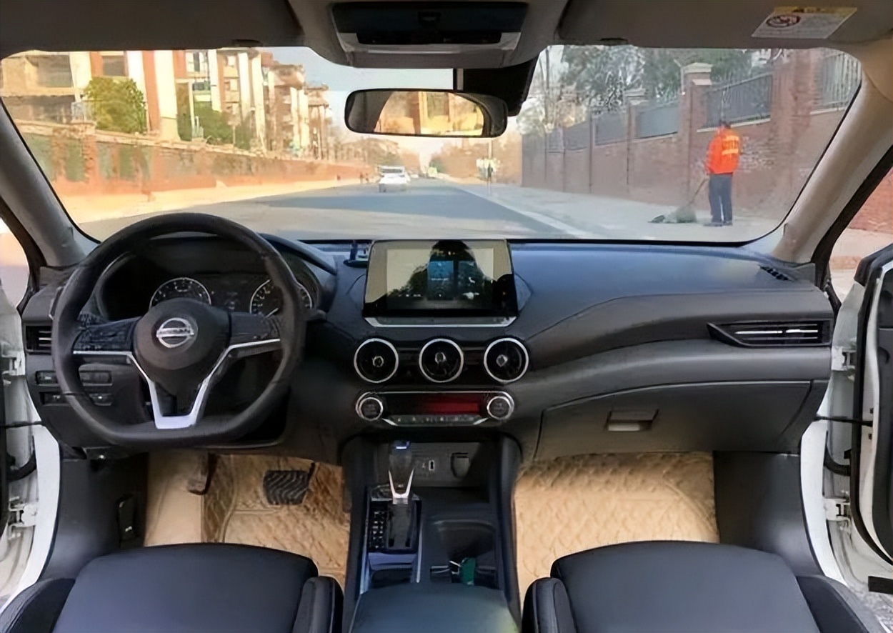 月薪6000养得起日产轩逸吗,买日产轩逸需要什么条件