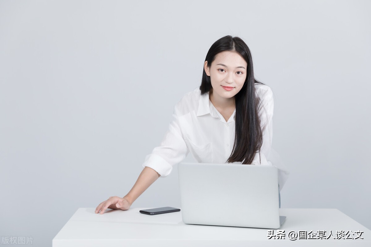 2022年村主任述职述廉报告,中学2022年校长述职述廉报告