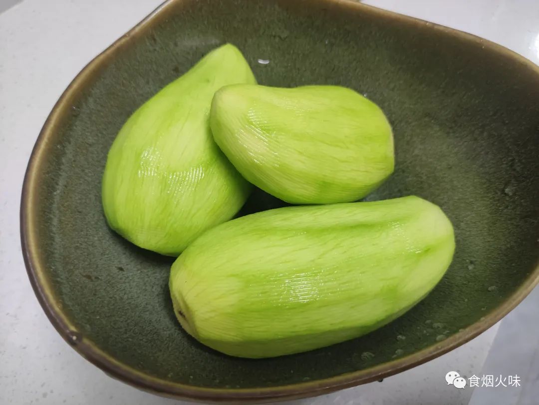 遇到它别手软，一生津止咳，二保护视力，三缓解便秘，不懂吃可惜