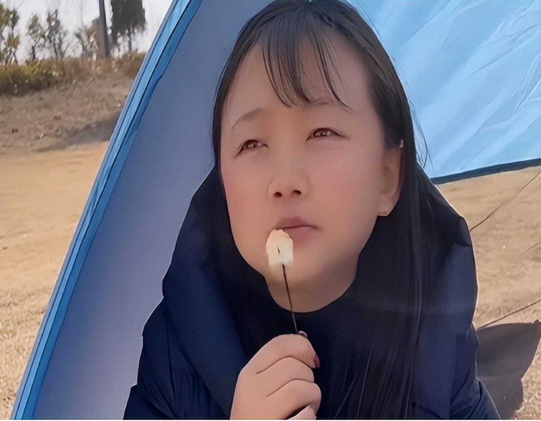 身高不足一米的女孩嫁给男孩,身高不到1米的女孩2016