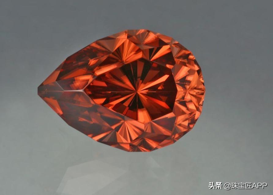 亮度火彩堪比钻石,被名字耽误了的“背锅美人儿”:天然锆石