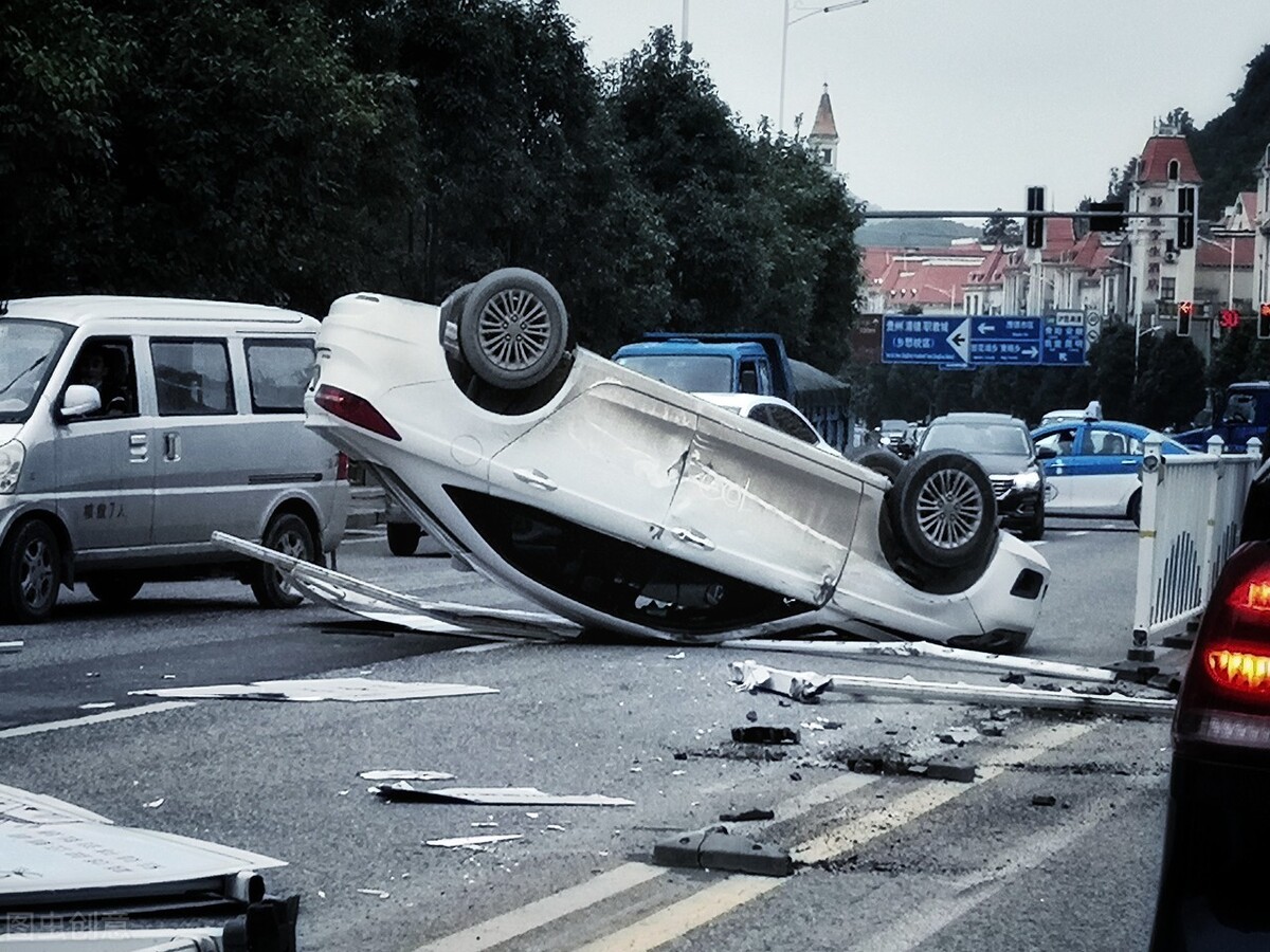 车险改革后到底是涨还是降,新能源专属车险保费多少钱