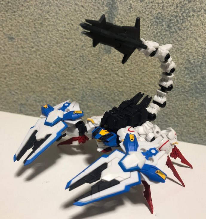 风灵高达模型改造,风灵高达修改型对比原机体