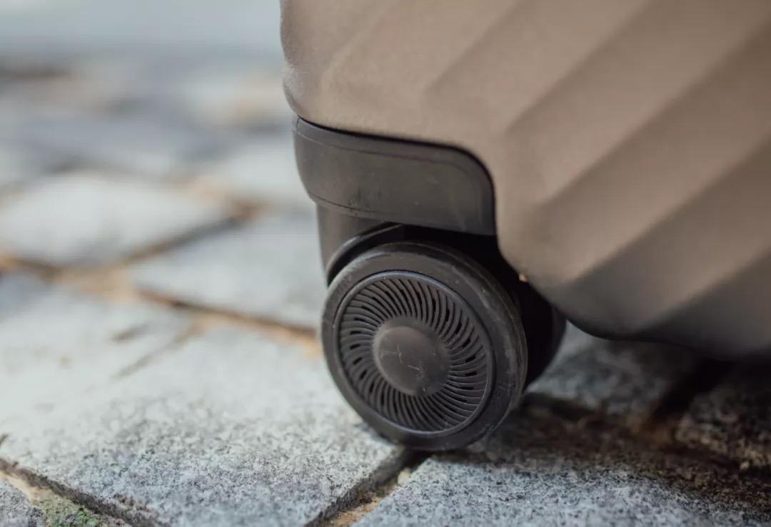 网购舒提啦旅行箱,一次美丽的邂逅共赴一场江南烟雨的约会