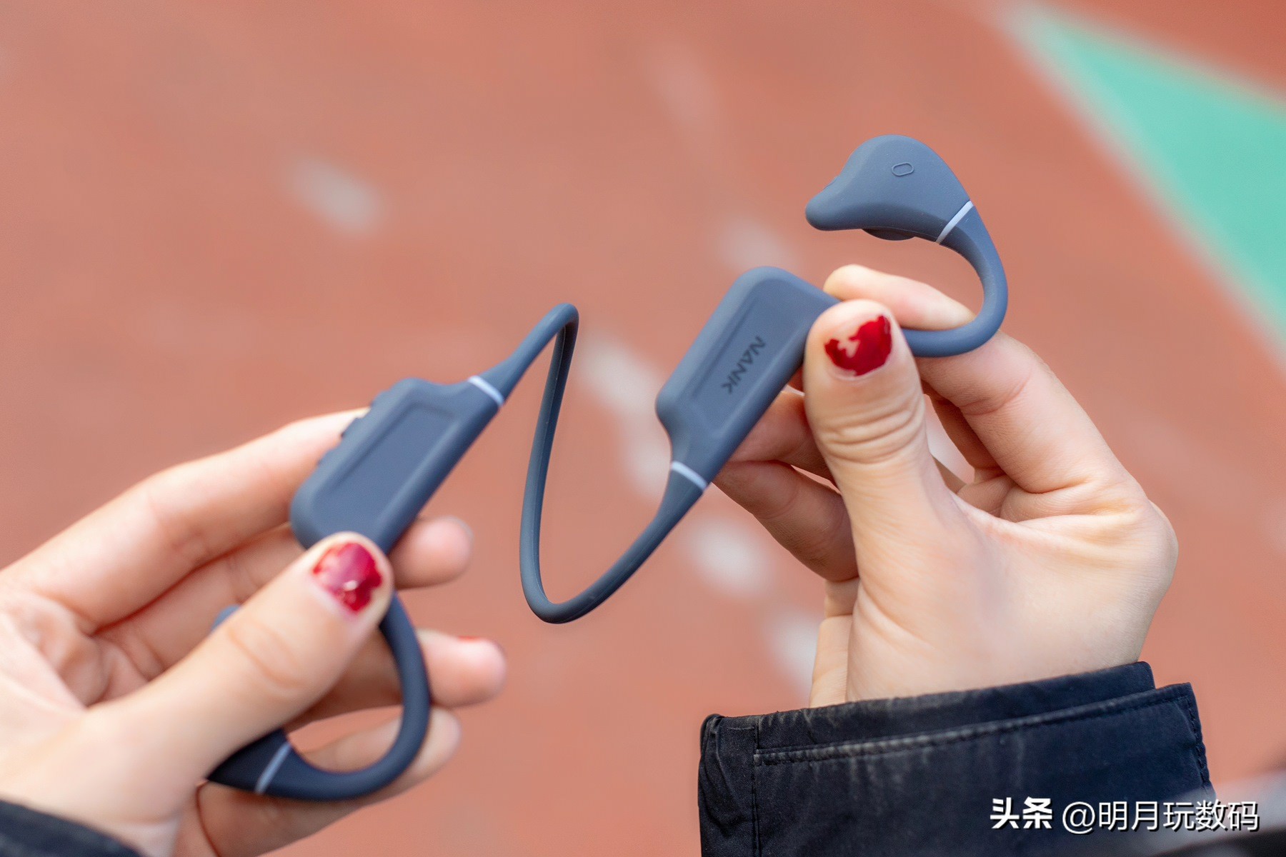 南卡骨传导耳机runnerpro3,南卡runnerpro3和韶音s810哪个好