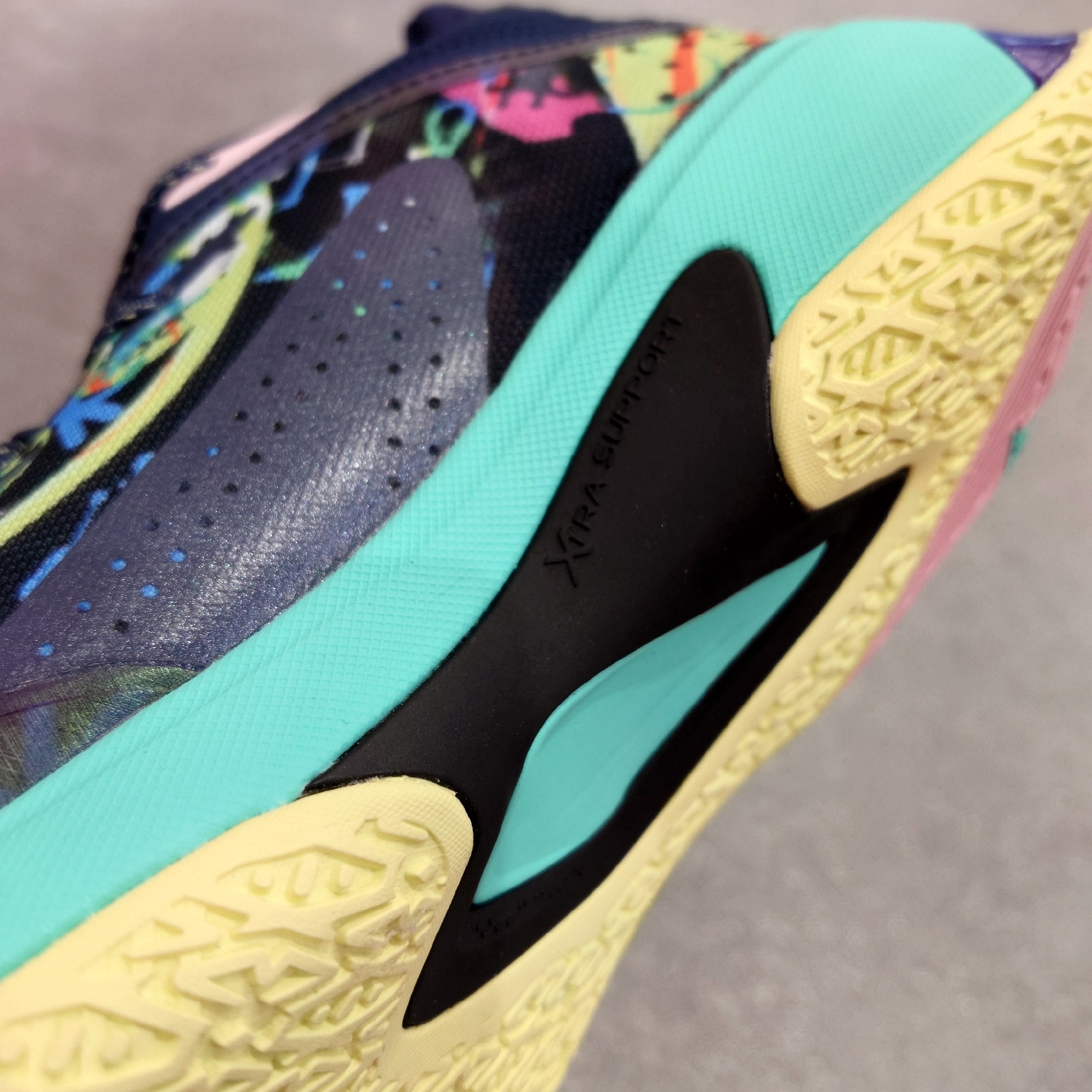 特步游云六代篮球鞋斜扣,特步篮球鞋游云1代