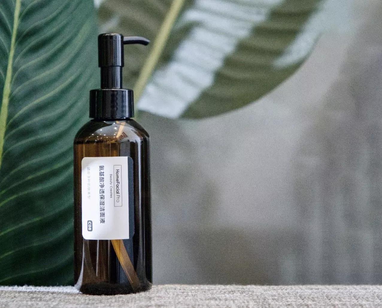 给大家推荐一款好用的洁面,大家都在用的洁面推荐