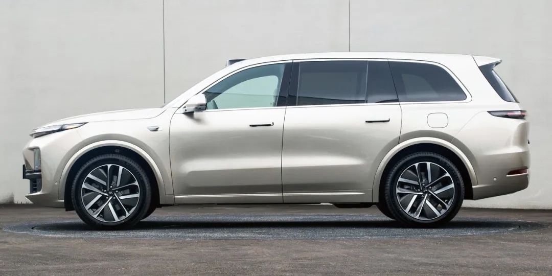 50万左右买什么低调轿车,50万预算买这11台车最有面子