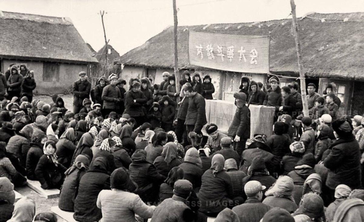 【晚清*楼青***录秘**】女子媚态撩心，丰乳肥臀，风姿卓越！