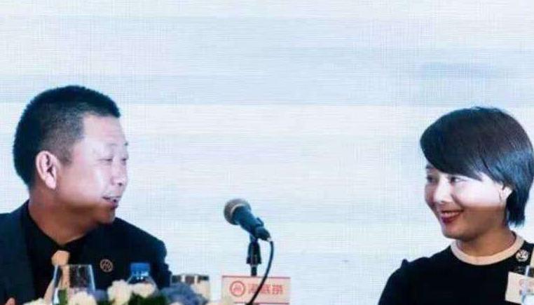 一个女孩从服务员到月入2万,从一个服务员到现在身价百万的她