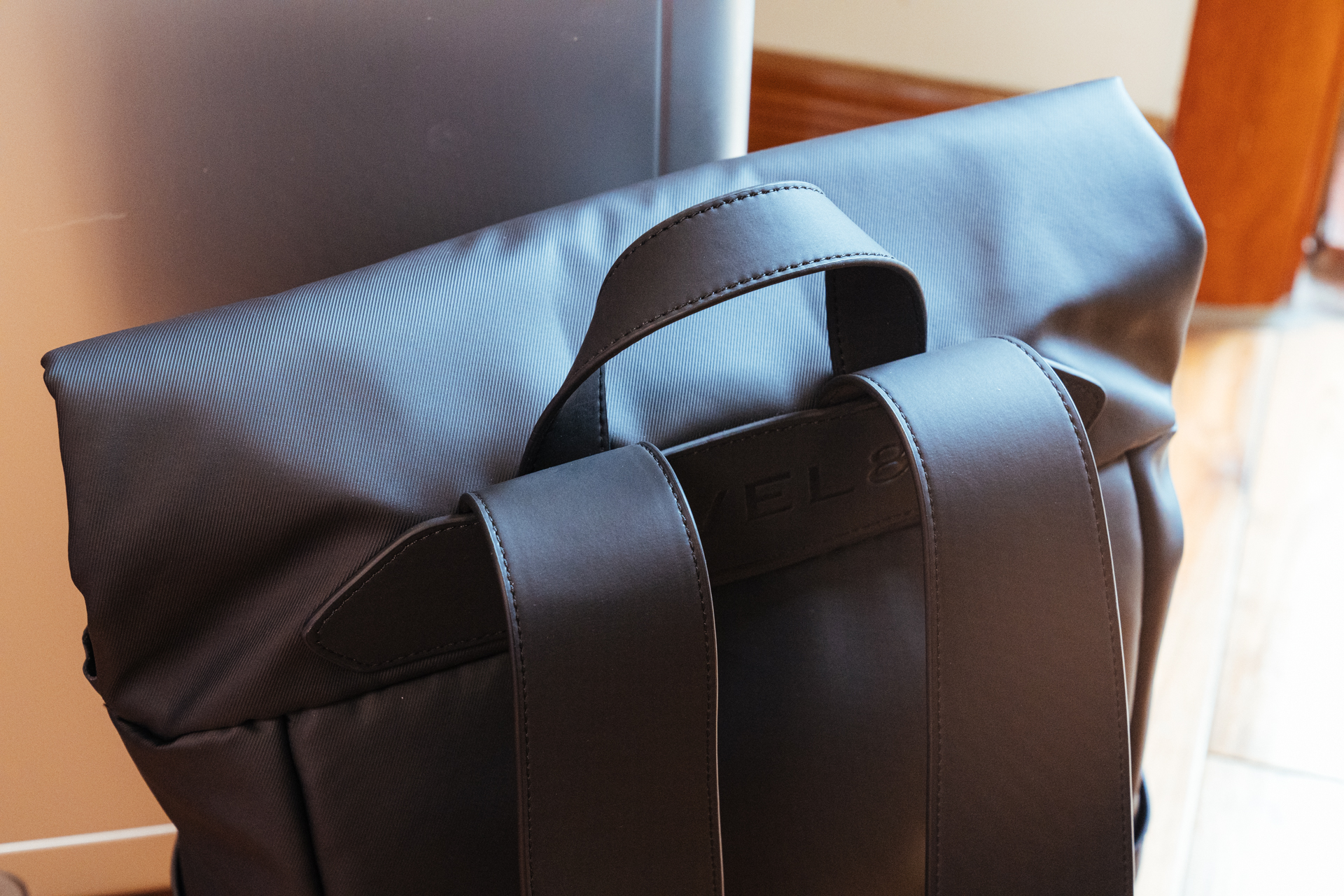 种草的翻包文化，好物实用至上：我的通勤实用主义EDC都有些啥？