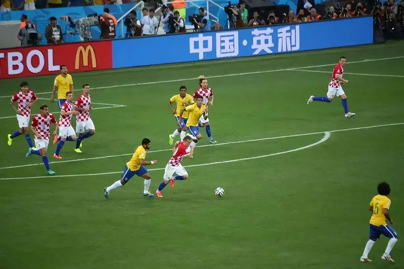 网友评论卡塔尔世界杯中国制造,卡塔尔世界杯中国制造有多少