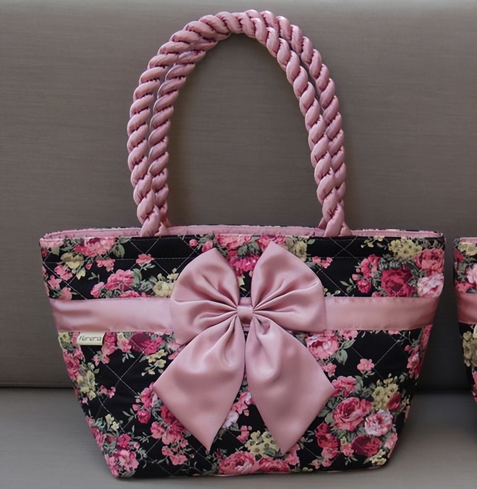 泰国曼谷包特征,曼谷包图片