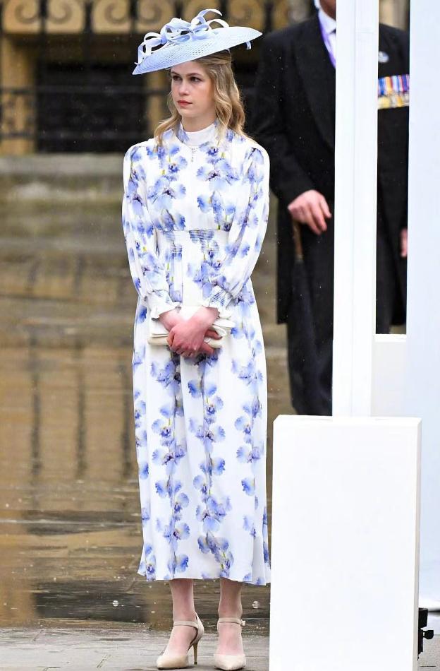 威廉堂妹追逐时尚梦,威廉同款裙子