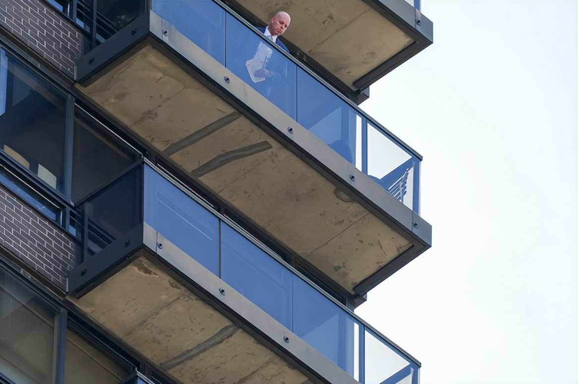 美国纽约公寓杀人事件,美国纽约富人区杀人案