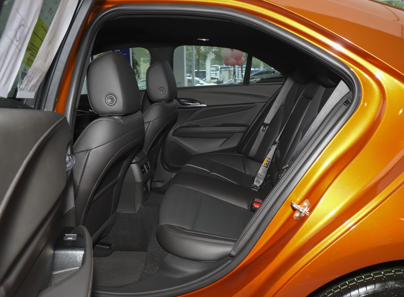 凯迪拉克ct4豪华版值不值得入手,凯迪拉克ct4豪华型落地下来多少钱