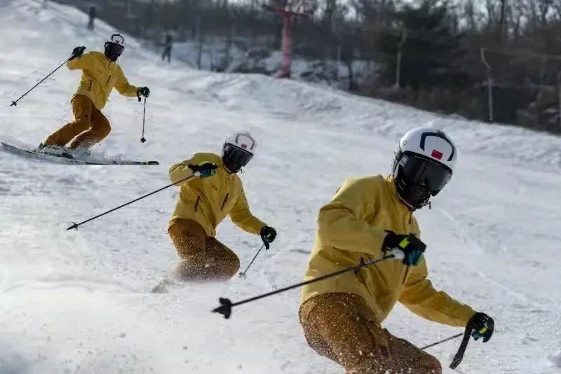 迎冬奥乐享冰雪盛景,迎冬奥玩冰雪项目