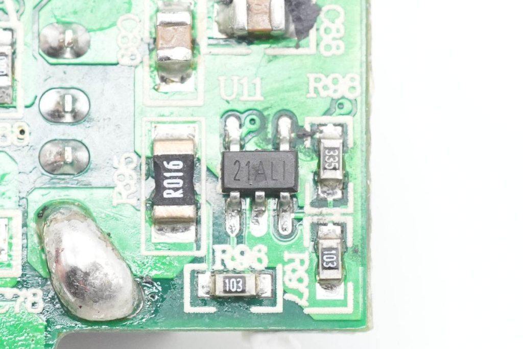 哈曼卡顿infinitylab65w,哈曼卡顿琥珀便携版充电器