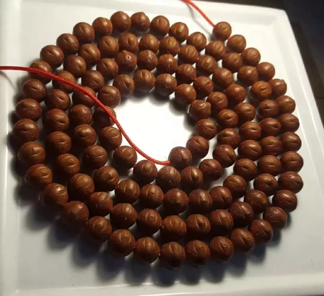 盘玩出来最好看的几种手串,文玩手串快速包浆上色