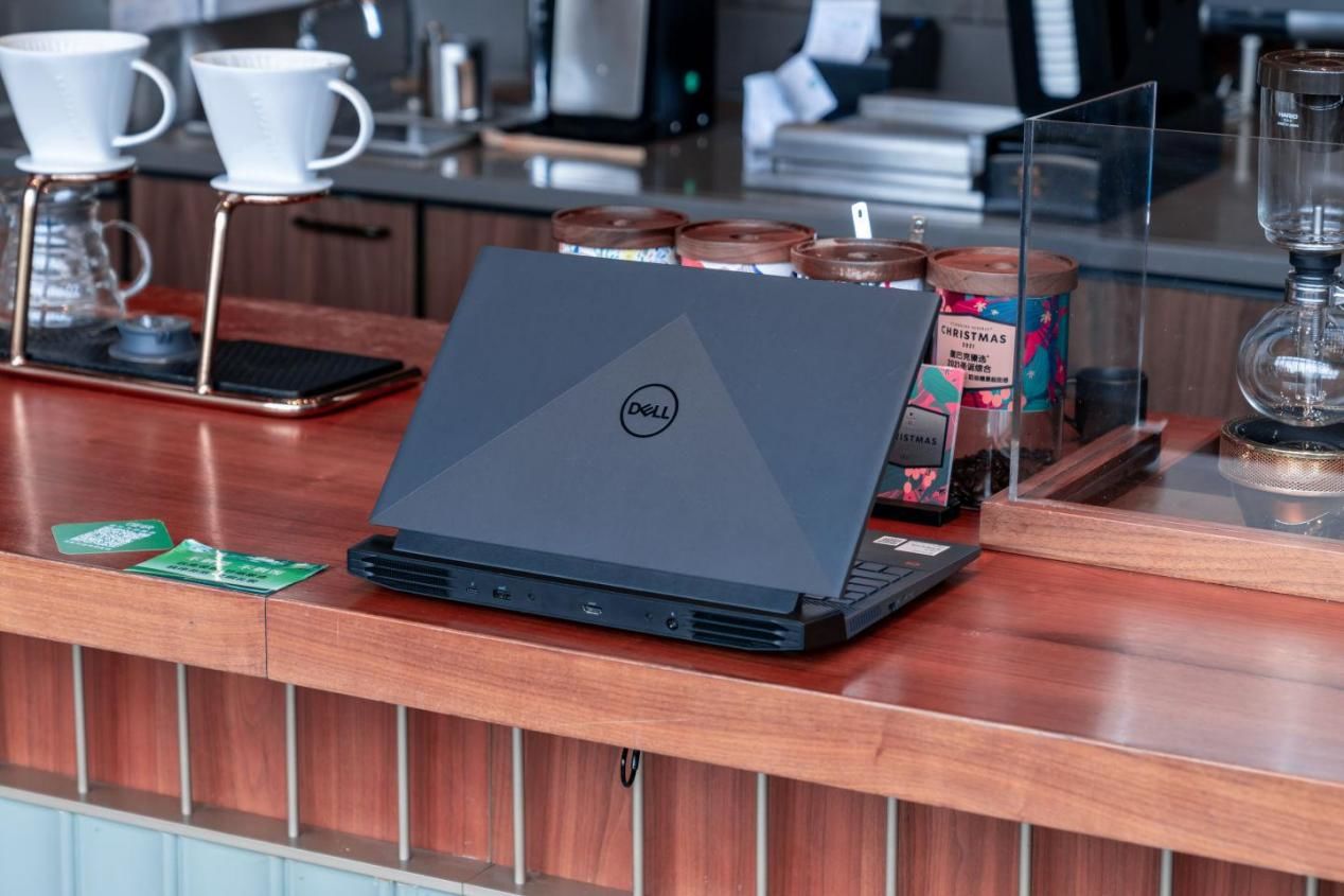 戴尔新游匣g16和g16有啥不一样,戴尔游匣g153060游戏评测