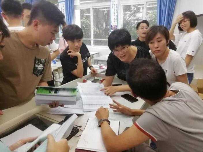 就业前景好的10大本科专业,文科生高薪专业