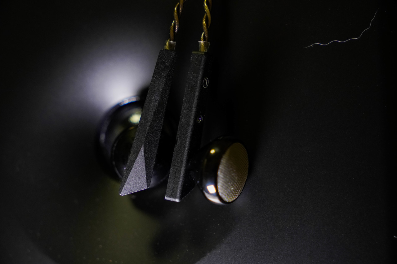 达音科alpha3和苹果airpods,达音科alpha3买3.5还是4.4