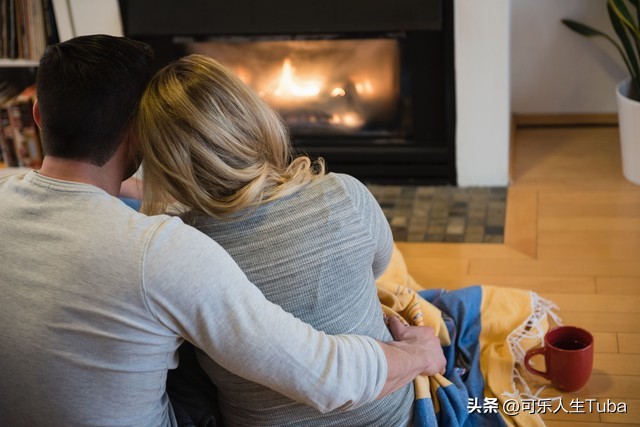 爱到底是什么样子,爱到底是什么原唱