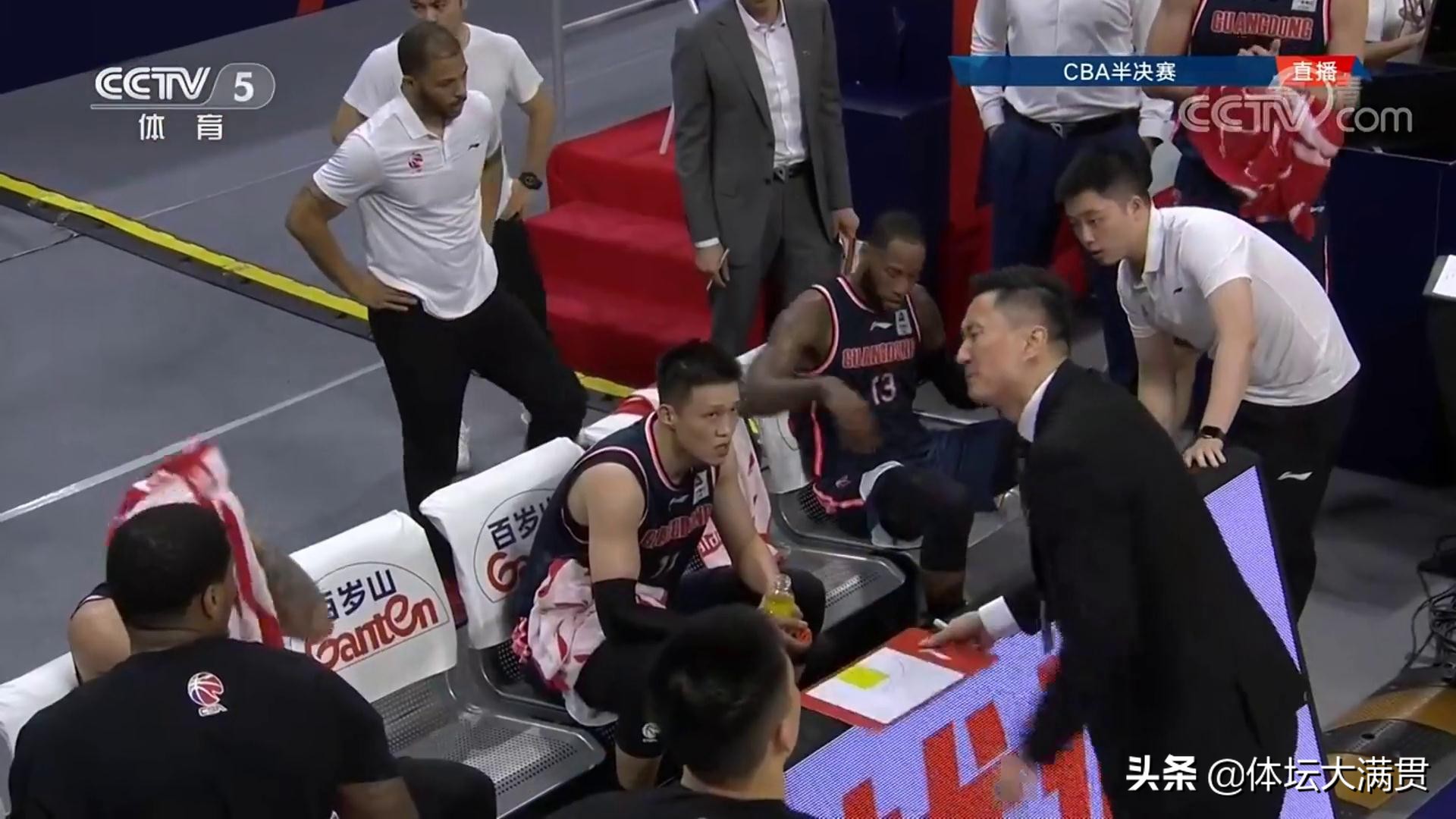 广东男篮胜辽宁扳平大比分,辽宁119-97大胜广东集锦