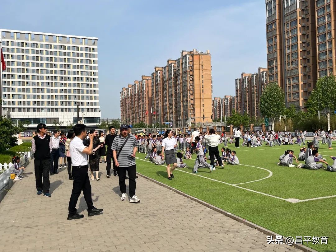 政协委员视察教育工作,政协委员视察学校项目