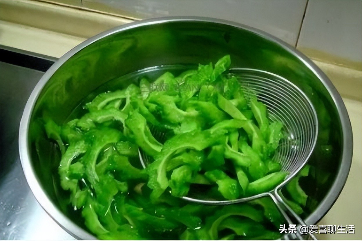 夏至来临，不吃肉也要吃这瓜，分享5种做法，简单省事好吃不上火