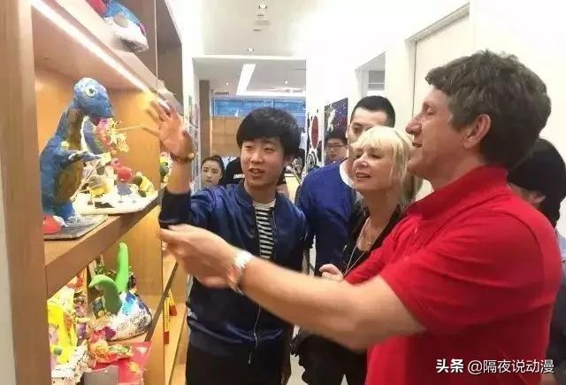 它曾是无数90后的艺术启蒙!开播30年后,尼尔叔叔去哪了?