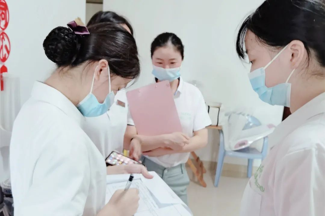 揭秘！肚子里的宝宝竟然是这样的