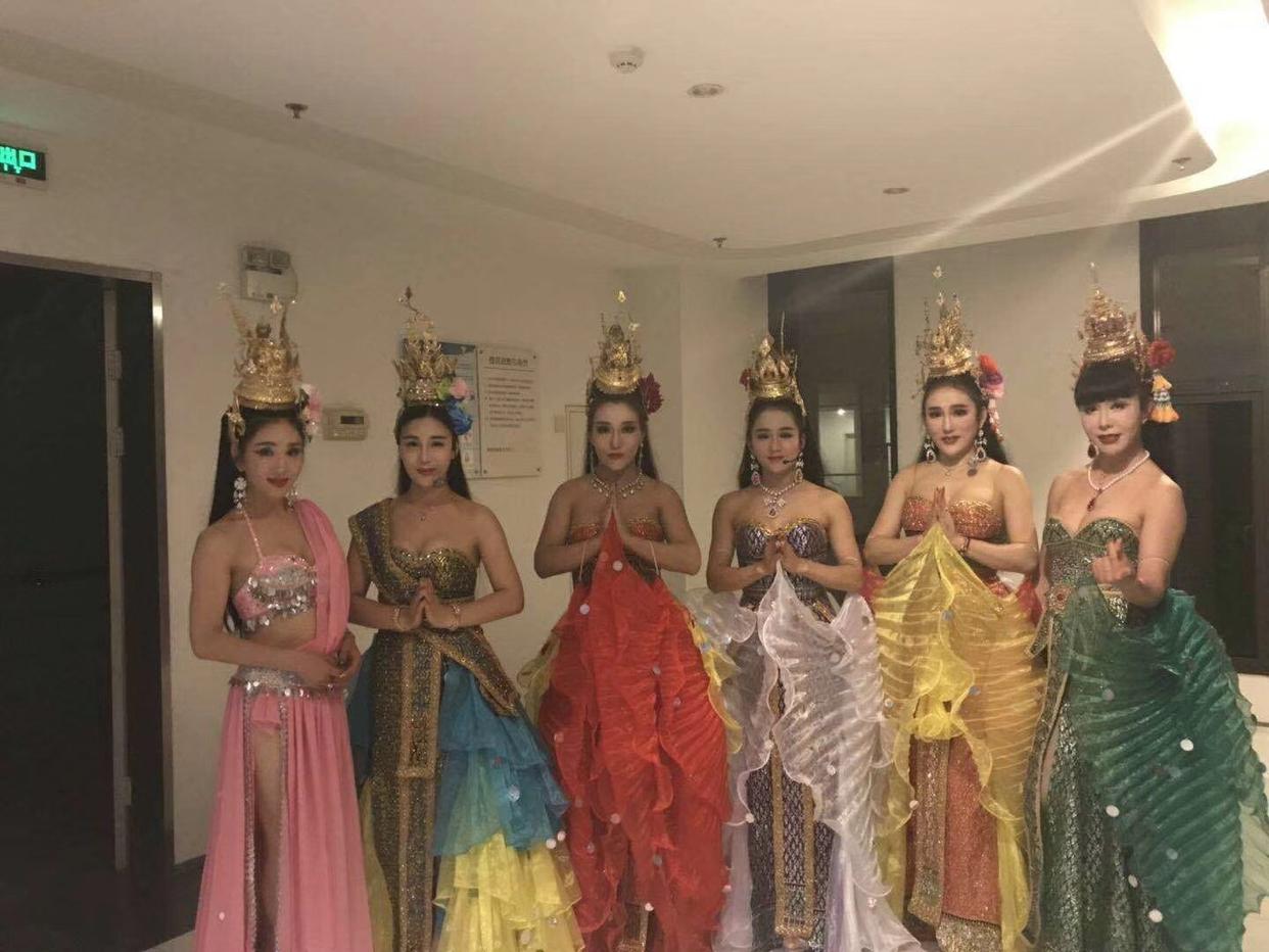 泰国“人妖”对各国评价：韩国人小气，为何评价中国人就一个字？